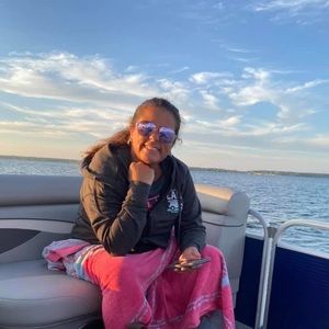 Meet your Posher, Kari